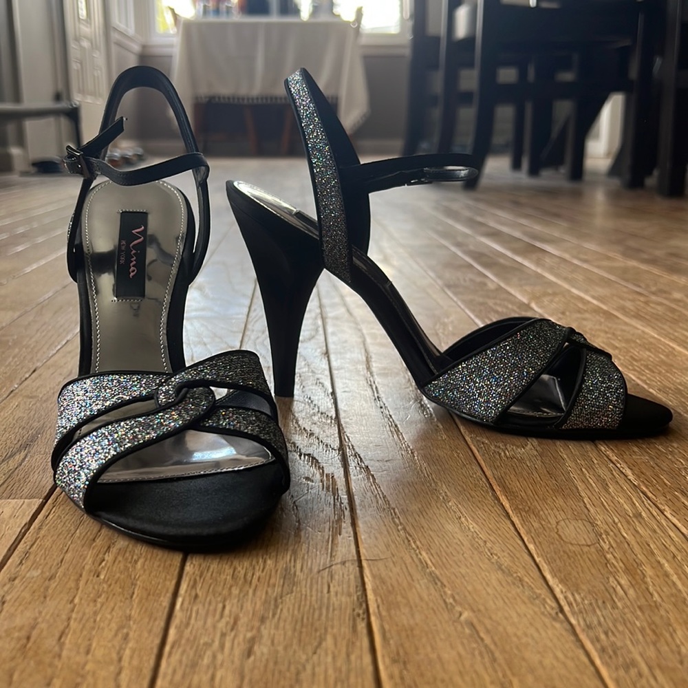 NWOT | Black Sparkly Nina NY Heels | Women’s 9